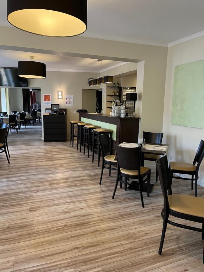 Hotel Und Restaurant Kranichsberg Woltersdorf  Eksteriør bilde