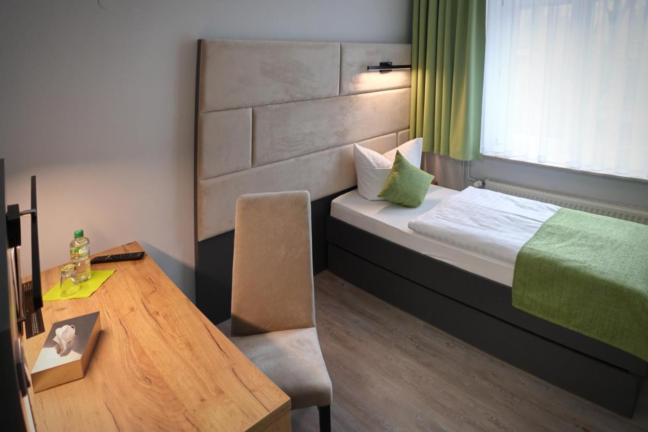 Hotel Und Restaurant Kranichsberg Woltersdorf  Eksteriør bilde
