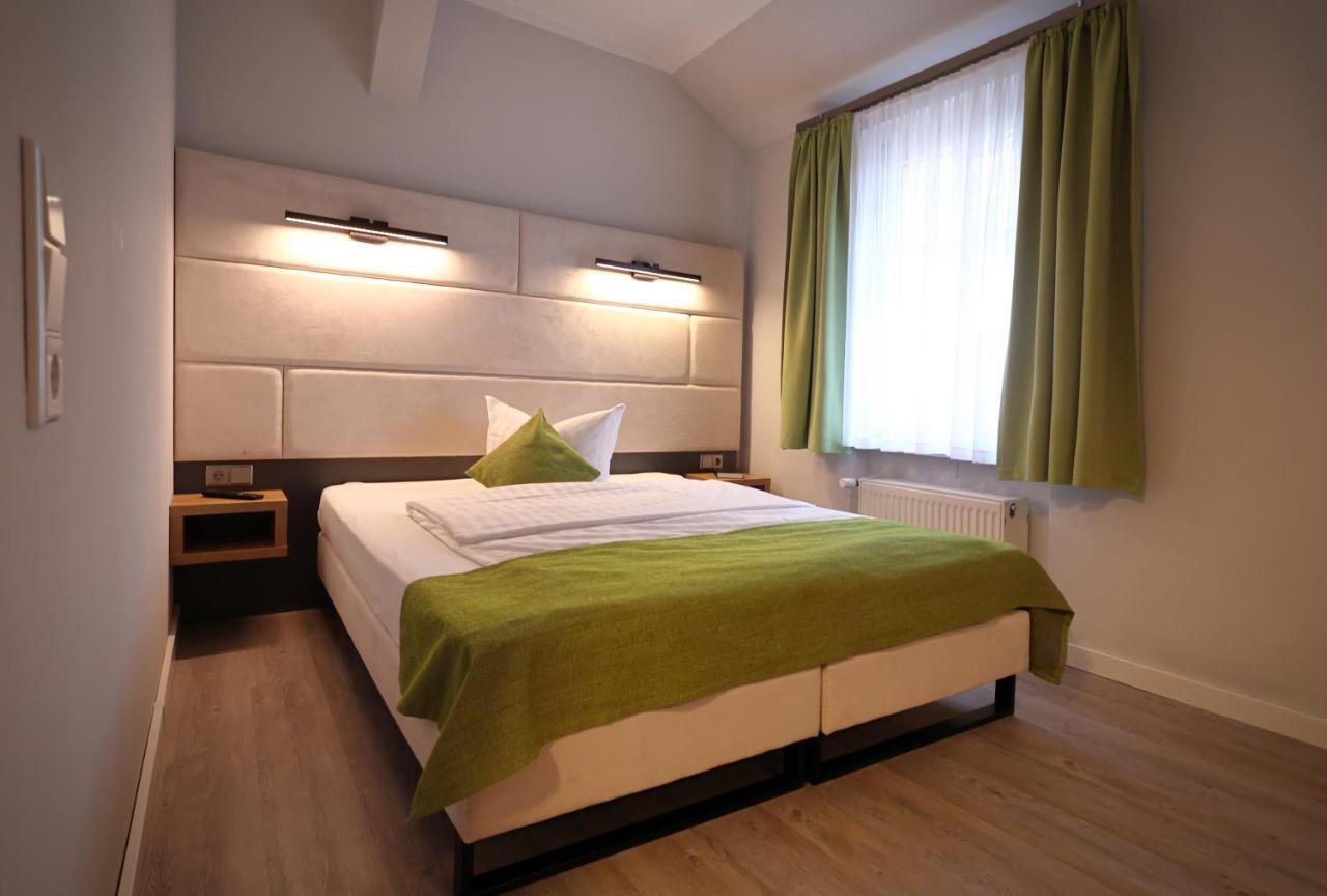 Hotel Und Restaurant Kranichsberg Woltersdorf  Eksteriør bilde