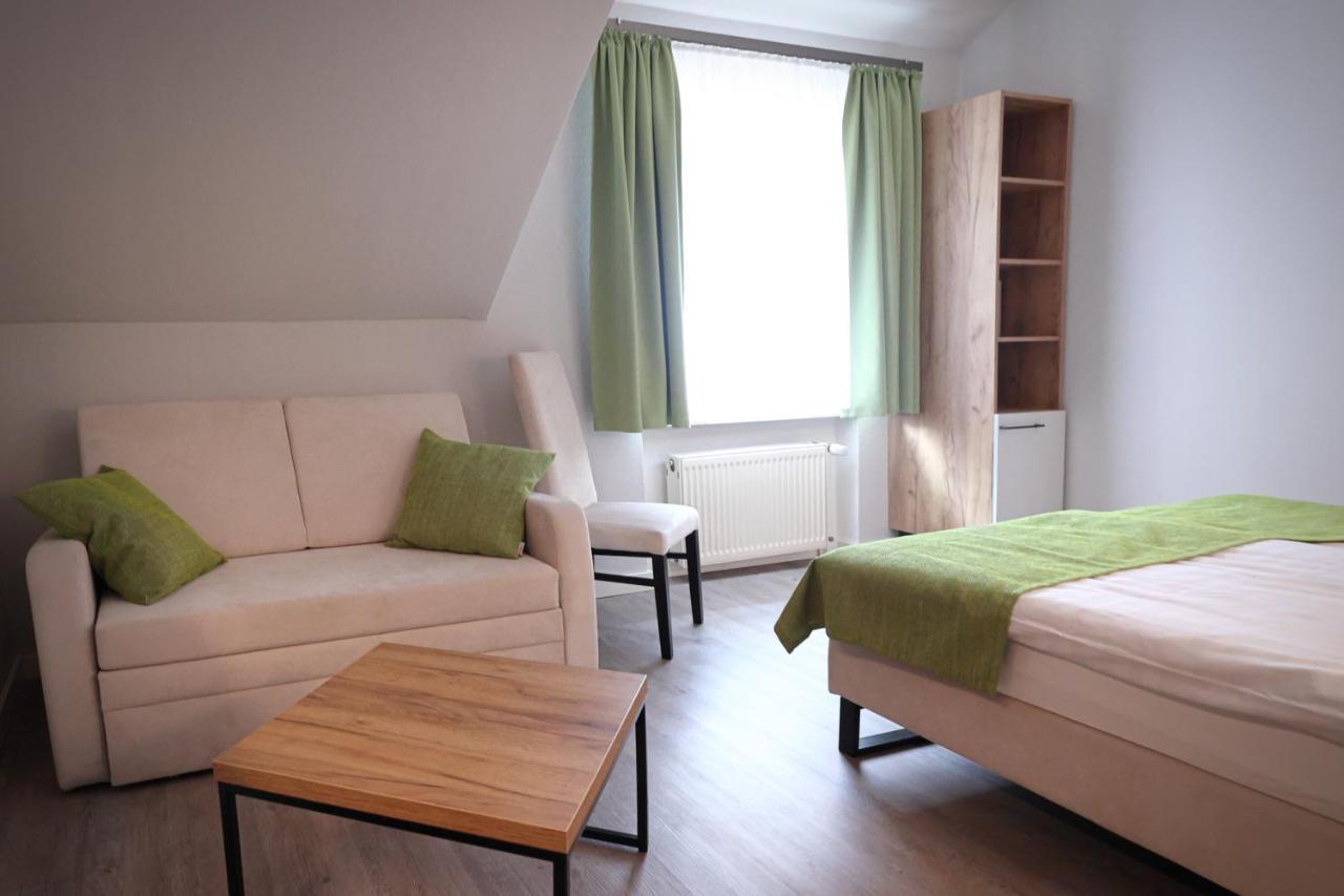 Hotel Und Restaurant Kranichsberg Woltersdorf  Eksteriør bilde