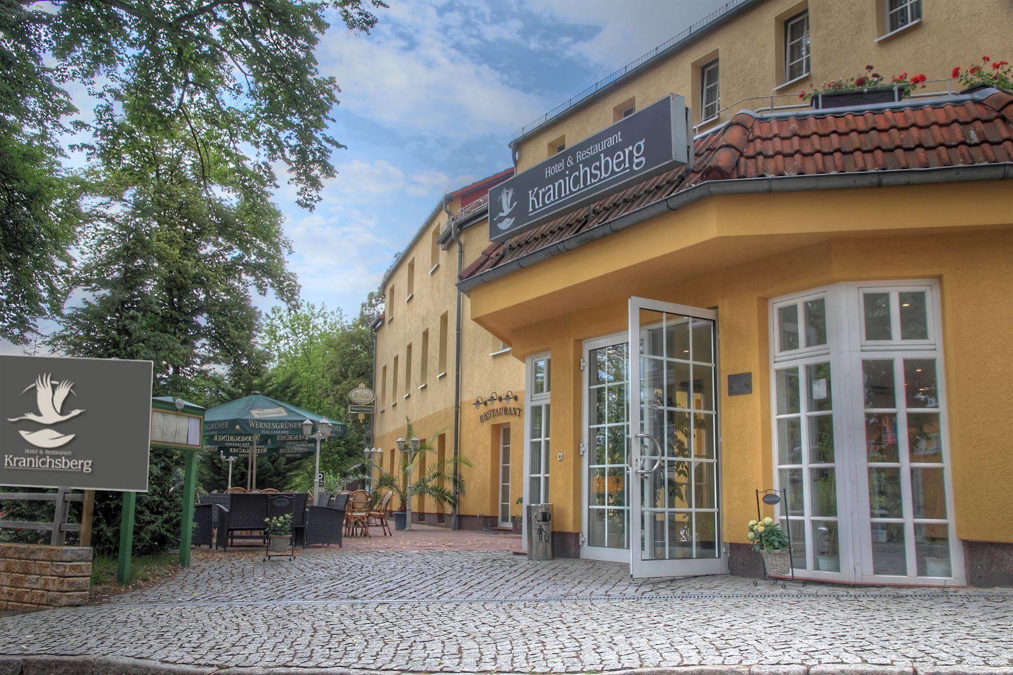 Hotel Und Restaurant Kranichsberg Woltersdorf  Eksteriør bilde