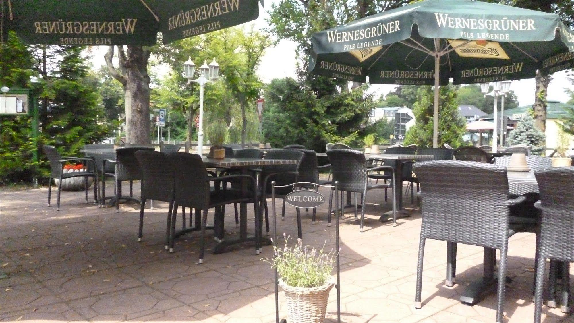 Hotel Und Restaurant Kranichsberg Woltersdorf  Eksteriør bilde